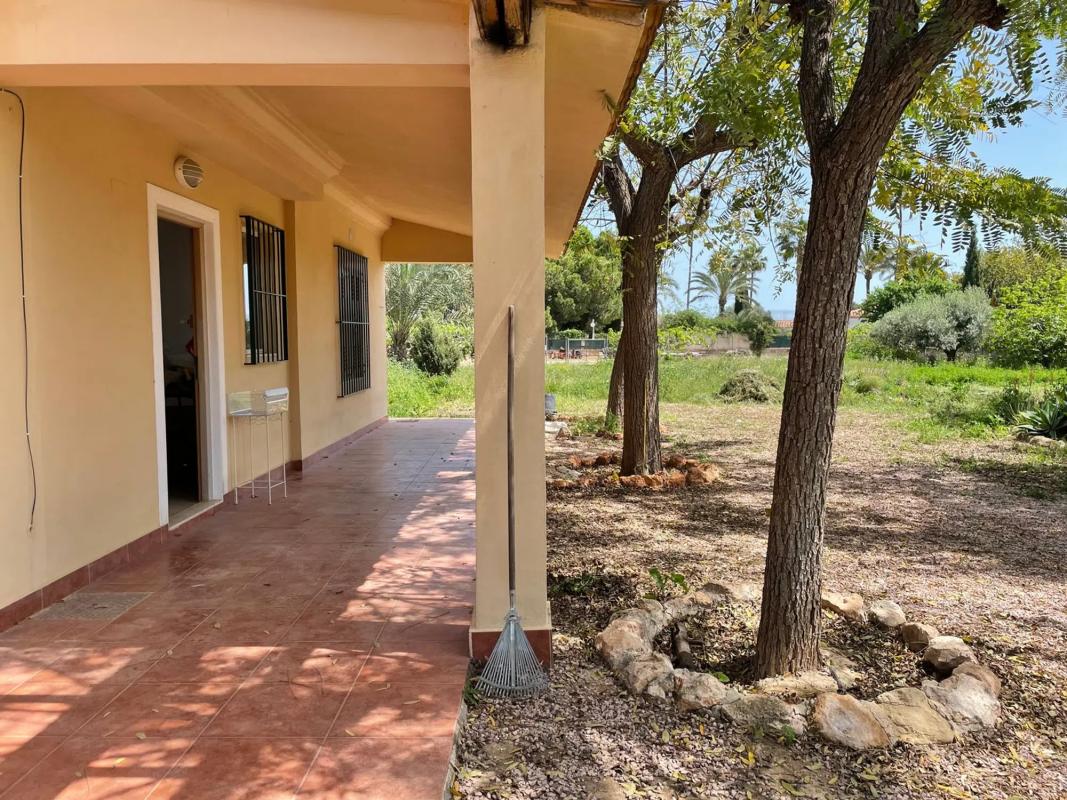 Properties for sale and rent in Spain photo 3