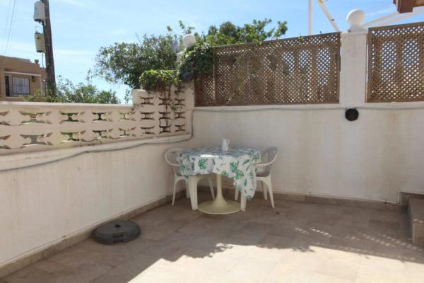 Chalet independiente en venta en Centro, Santa Pola thumbnail 1