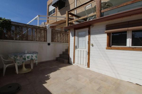 Chalet independiente en venta en Centro, Santa Pola thumbnail 2