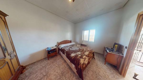 Chalet pareado en alto Partida Torrellano photo 1