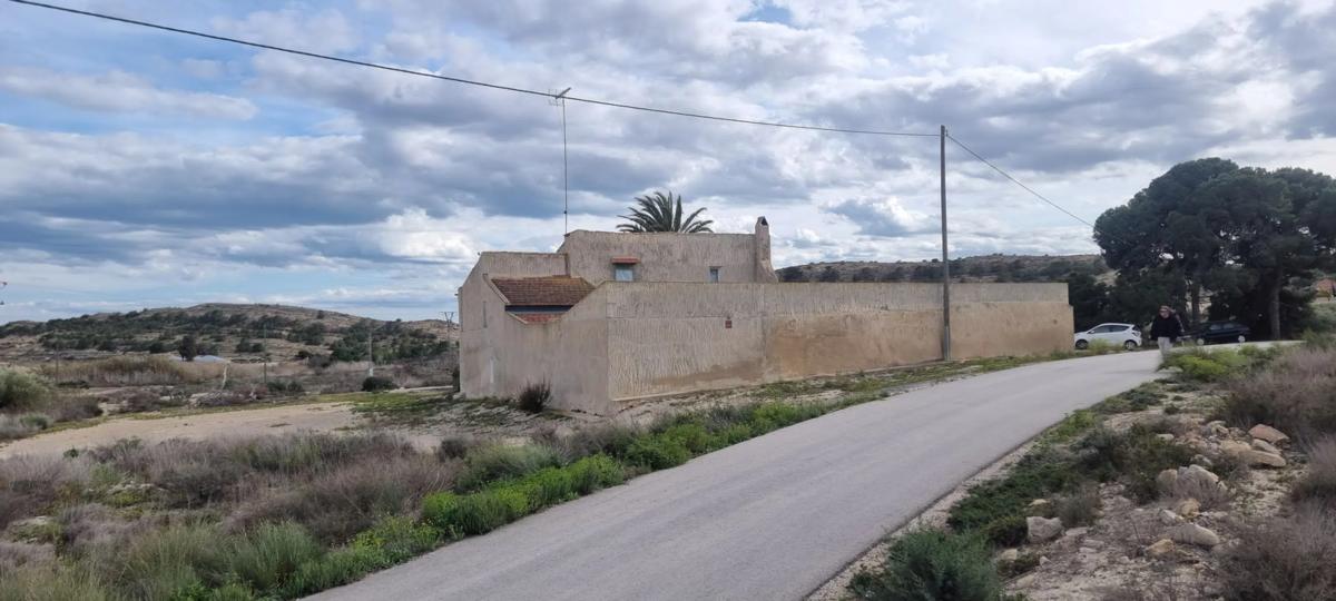 Properties for sale and rent in Spain photo 2