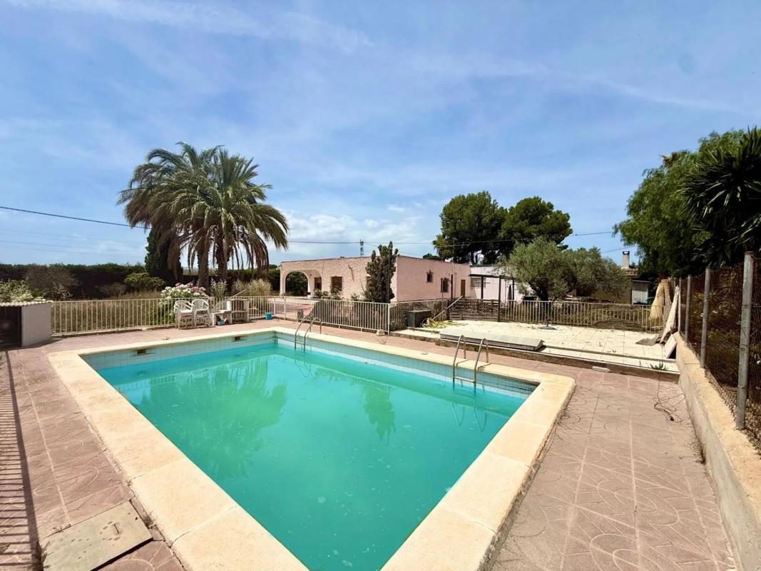 Properties for sale and rent in Spain photo 3