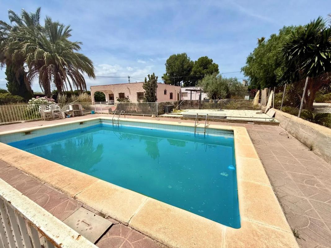 Properties for sale and rent in Spain photo 5