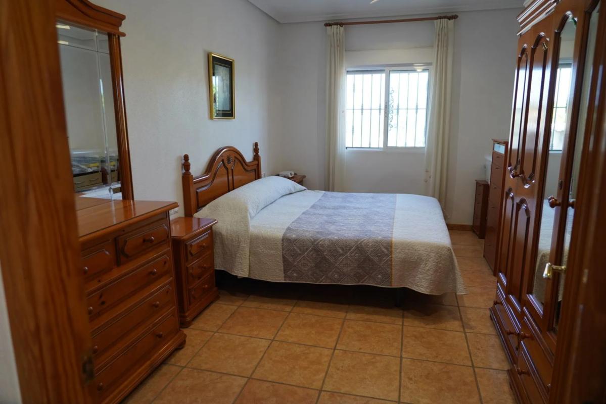 Properties for sale and rent in Spain photo 5