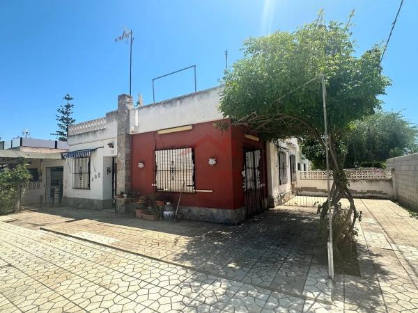Casa independiente en calle Palangre photo 1