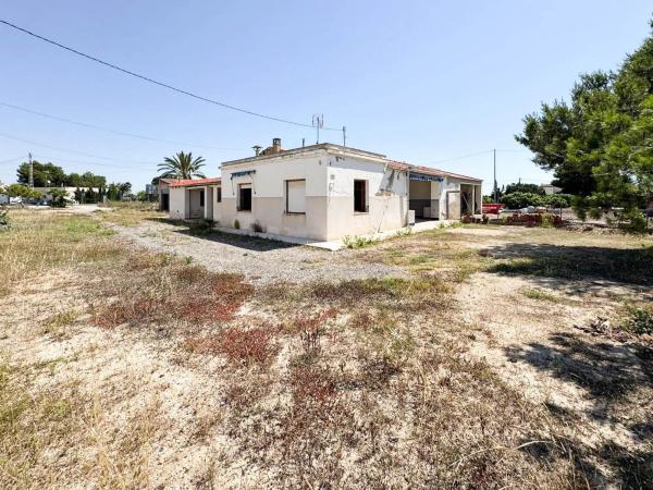 Chalet adosado en Partida Valverde Bajo thumbnail 1