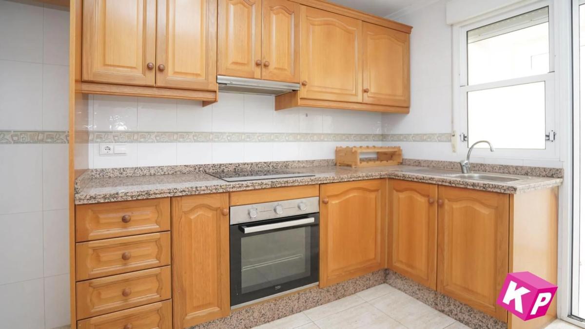 Sale of apartment in Calle Santander, Santa Pola
photo 2