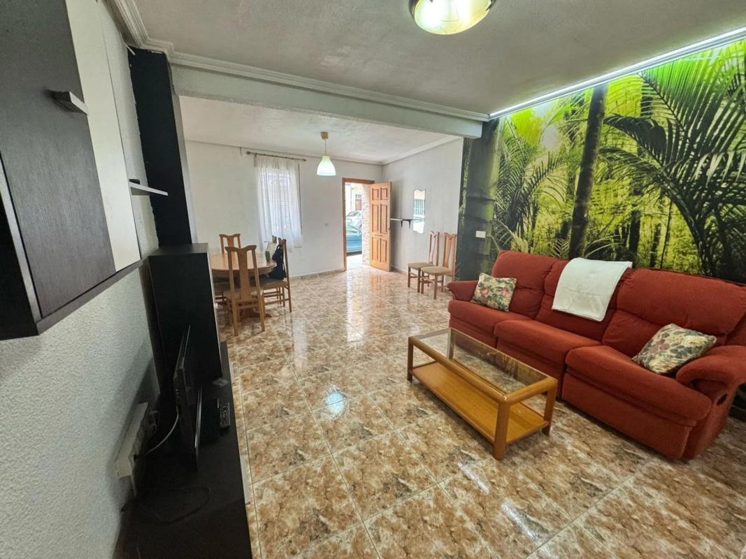Properties for sale and rent in Spain photo 5