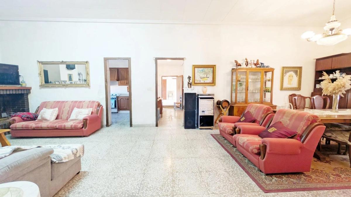 Properties for sale and rent in Spain photo 5