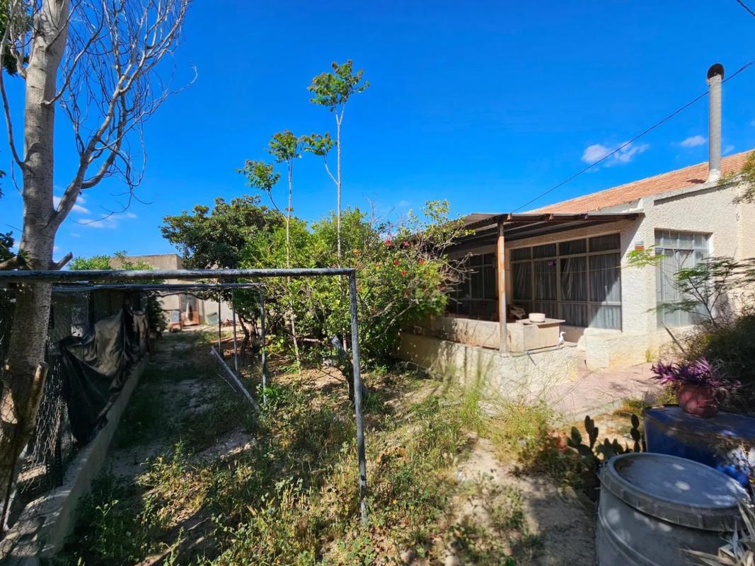 Properties for sale and rent in Spain photo 3
