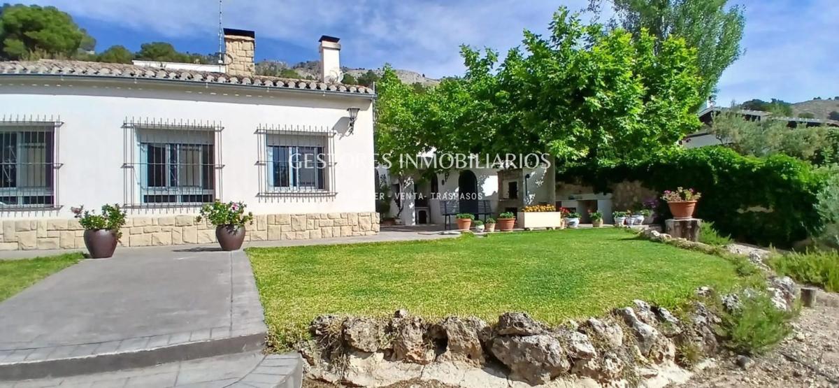 Properties for sale and rent in Spain photo 4