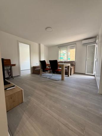 Квартира на продажу на  Calle Sidi-Ifni, 7, Аликанте / Алакант photo 1