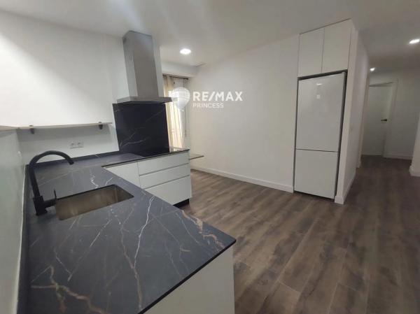 Пентхаус на продажу в  Calle General Primo de Rivera, Аликанте / Алакант photo 4