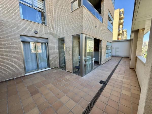 Квартира на продажу на  Barrio Cabo de las Huertas, Аликанте / Алакант photo 1