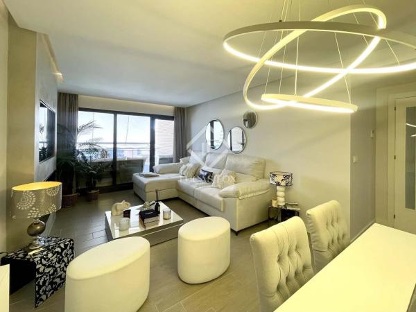 Квартира на продажу на  Barrio PAU 5, Аликанте / Алакант photo 2
