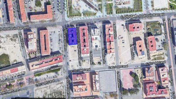 Piso en venta en Calle Diputado José Luis Barceló, Alicante / Alacant thumbnail 2