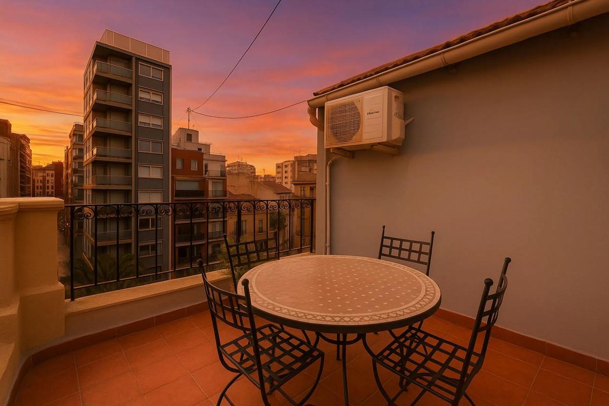 Продажа пентхауса на Plaza Nueva, Аликанте / Алакант photo 4