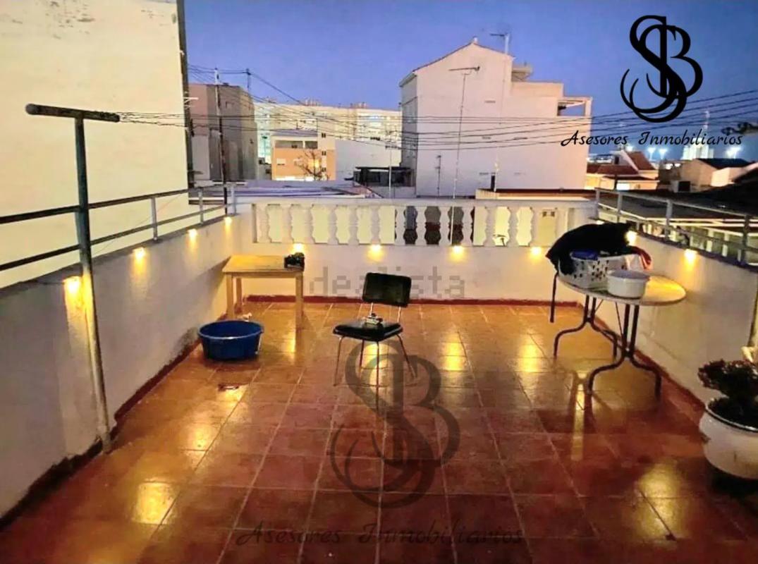 Properties for sale and rent in Spain photo 2