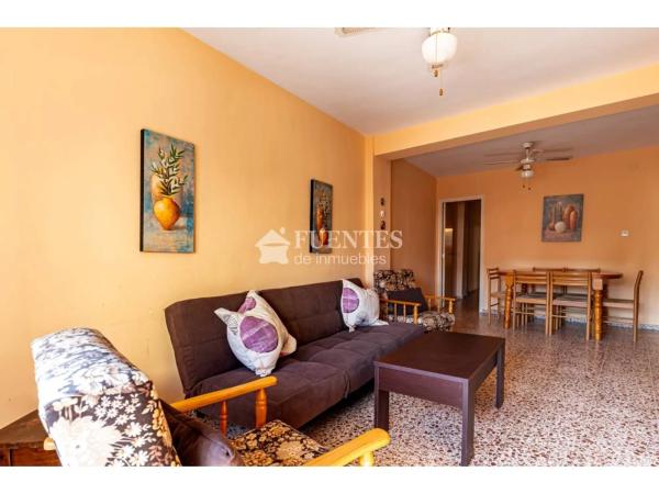 Apartment for sale in  Calle Llauradors, El Campello photo 2