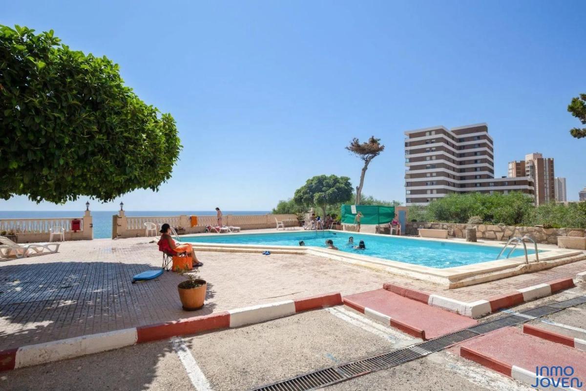 Sale of apartment in Calle Sant Sebastià, El Campello
photo 4