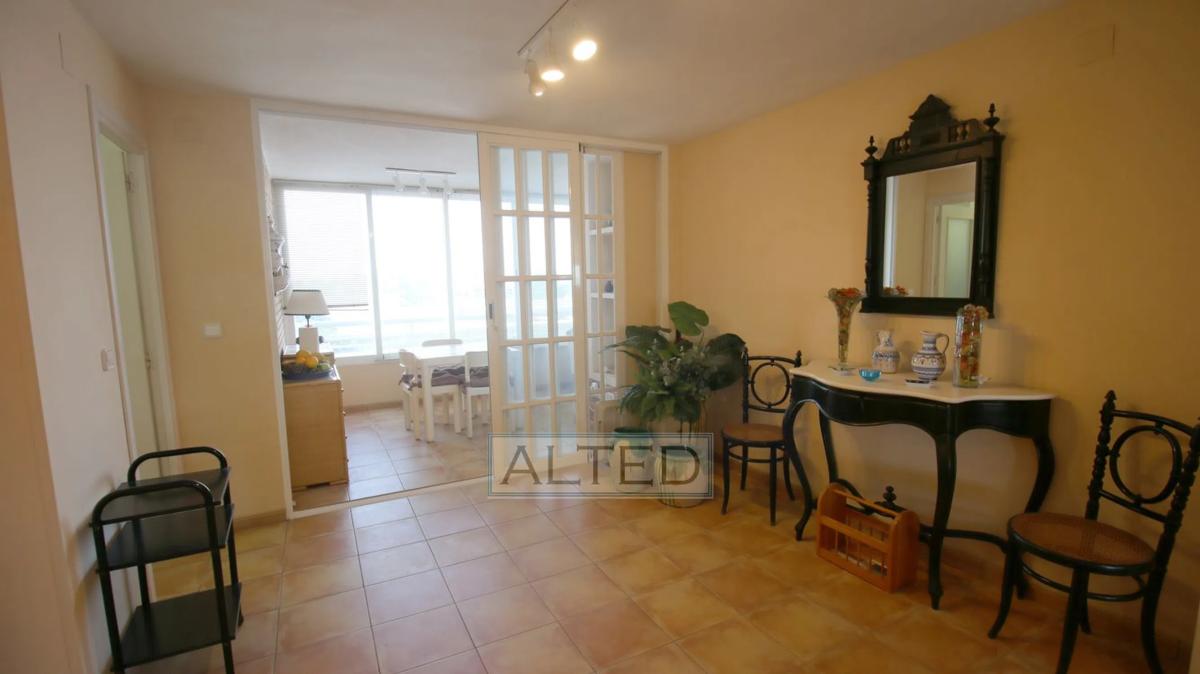 Продажа квартиры на Calle Mongòmit, Эль Кампельо
photo 4