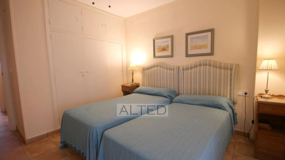 Продажа квартиры на Calle Mongòmit, Эль Кампельо
photo 5