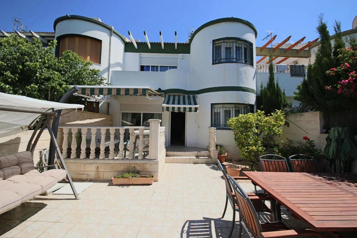 Propiedades en venta y alquiler en España photo 1