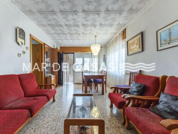 Chalet pareado en avenida del Vincle photo 4