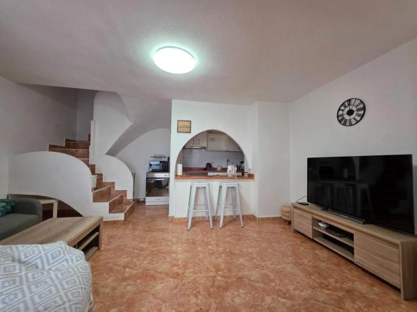 Chalet adosado photo 2