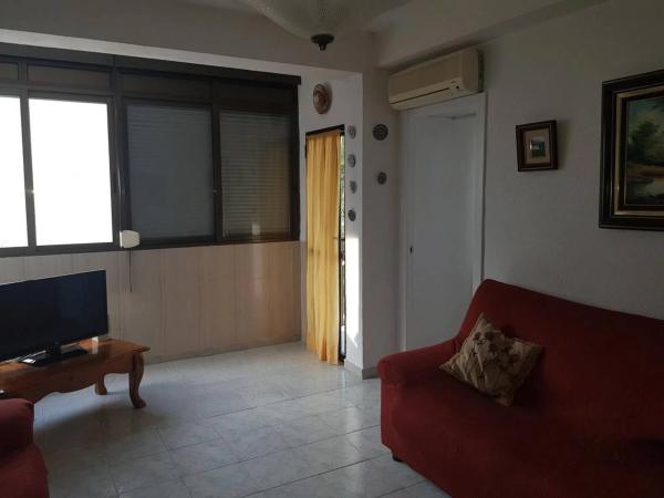 Piso en venta en Calle de Jacinto Benavente, El Campello thumbnail 2