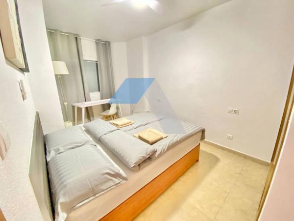 Квартира на продажу на  Campello Playa, Эль Кампельо photo 1