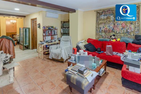 Chalet independiente en venta en Centro, Mutxamel thumbnail 2
