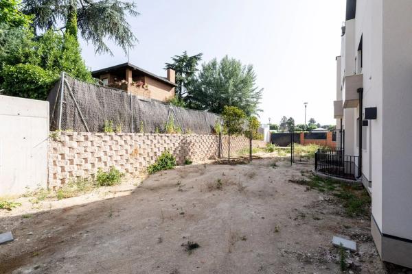Chalet pareado en venta en calle Hermanos San Román, 1 thumbnail 2