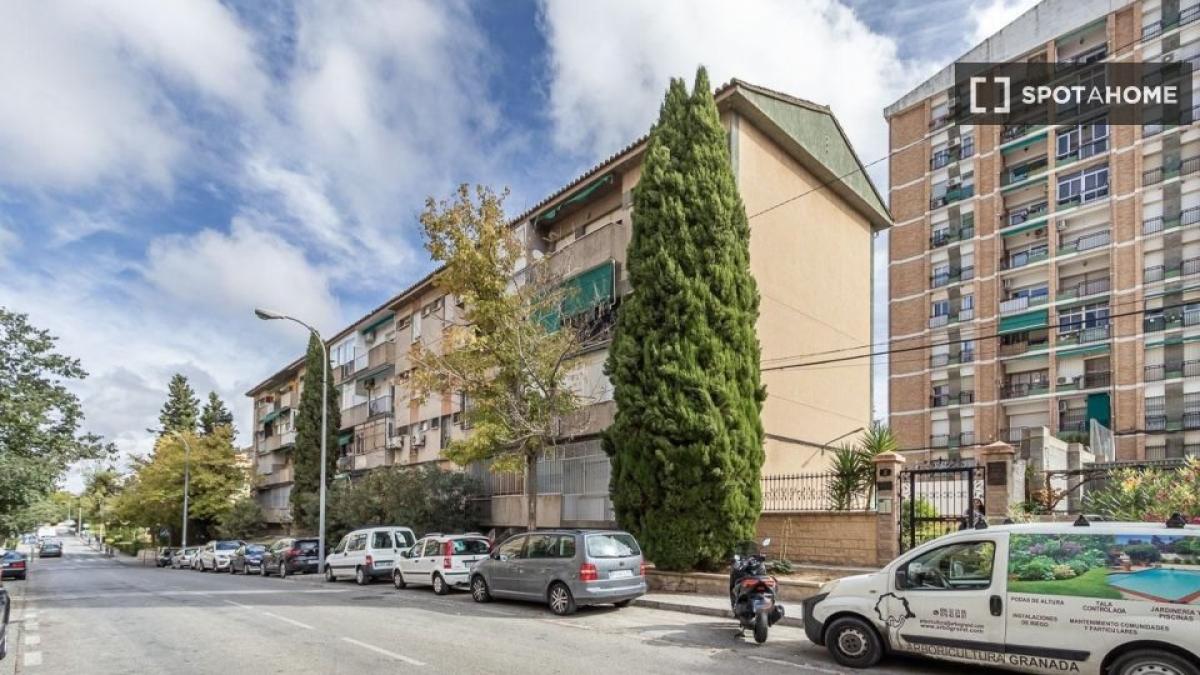 Недвижимость на продажу и в аренду в Испании photo 3