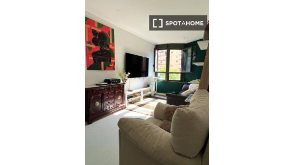 Habitación en piso compartido en barcelona. photo 3