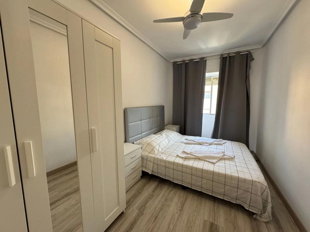 Продажа квартиры на Calle Victoriano Ximénez de Couder, Аликанте / Алакант
photo 4