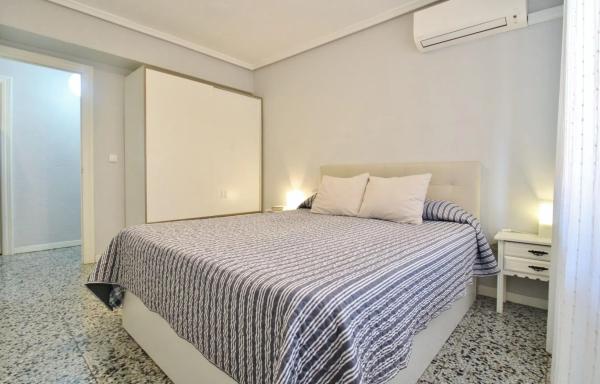 Квартира на продажу на Barrio Carolinas Altas, Аликанте / Алакант photo 1