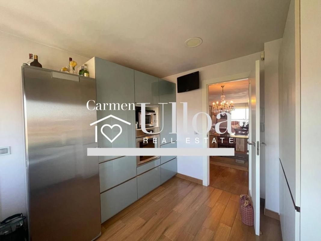 Venta de piso en Avenida de la Costa Blanca, Alicante / Alacant
 photo 3