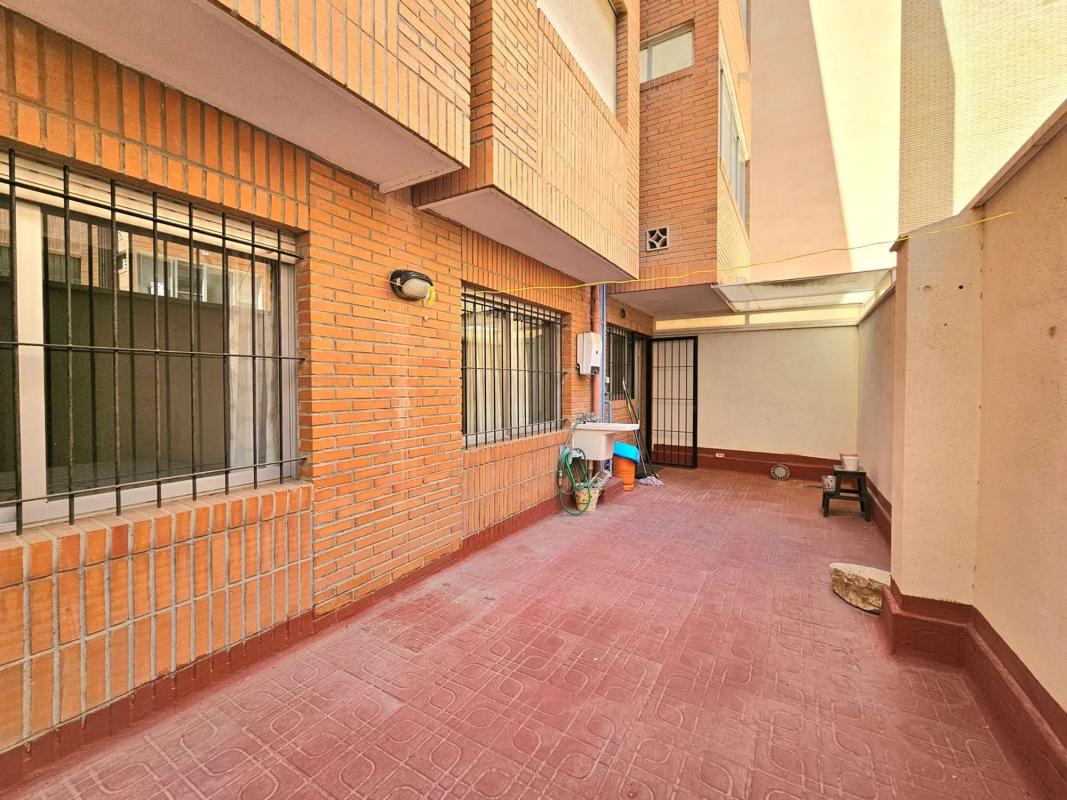 Sprzedaż mieszkania w CL BONO GUARNER, 8, Alicante / Alacant
photo 1