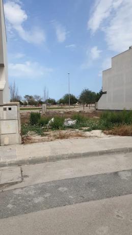 Terreno en calle Conde de Zavella, 25 photo 1