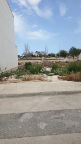 Terreno en calle Conde de Zavella, 25 photo 2
