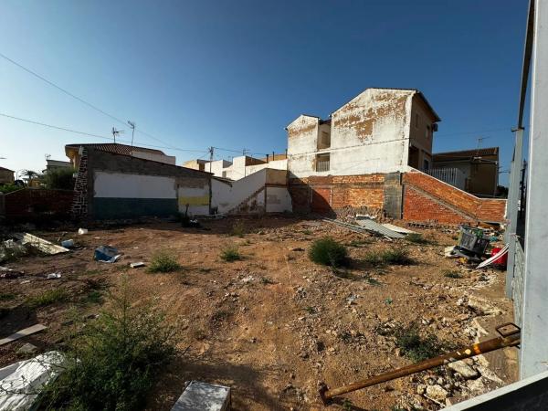 Terreno en calle Sacanit photo 1