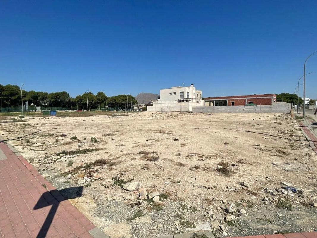 Terreno en venta en Rafal, Alicante photo 2
