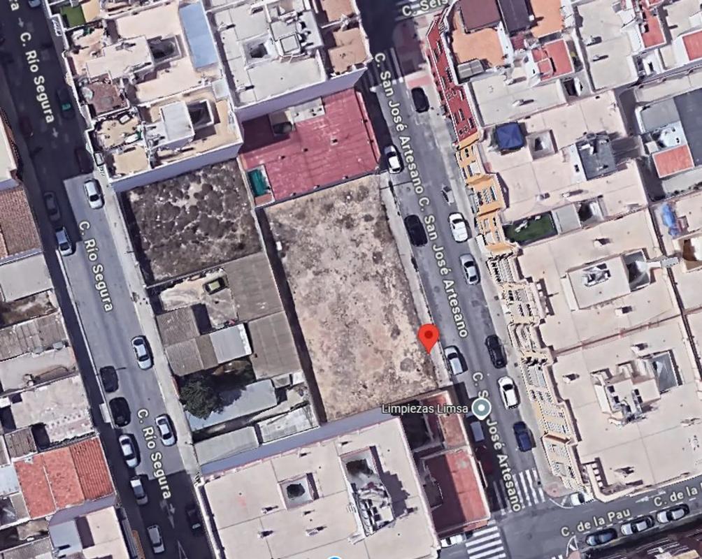 Terreno en venta en Elche / Elx, Alicante photo 2