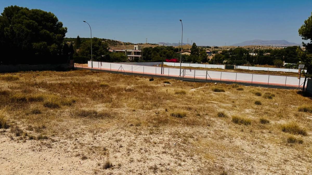 Land for sale in Alicante, Alicante photo 3