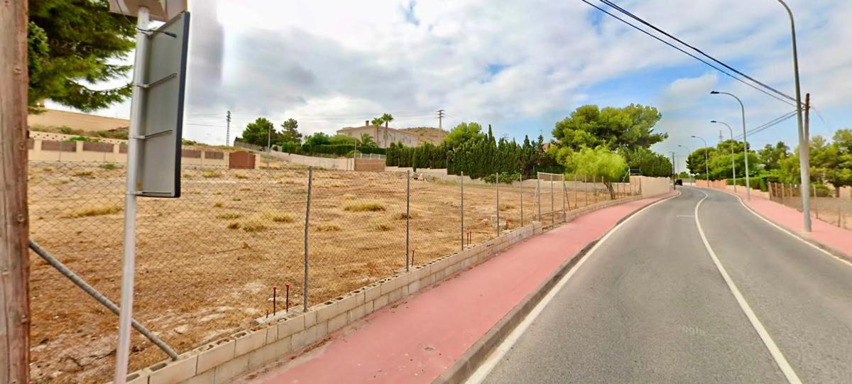 Terreno en venta en Alicante / Alacant, Alicante photo 2