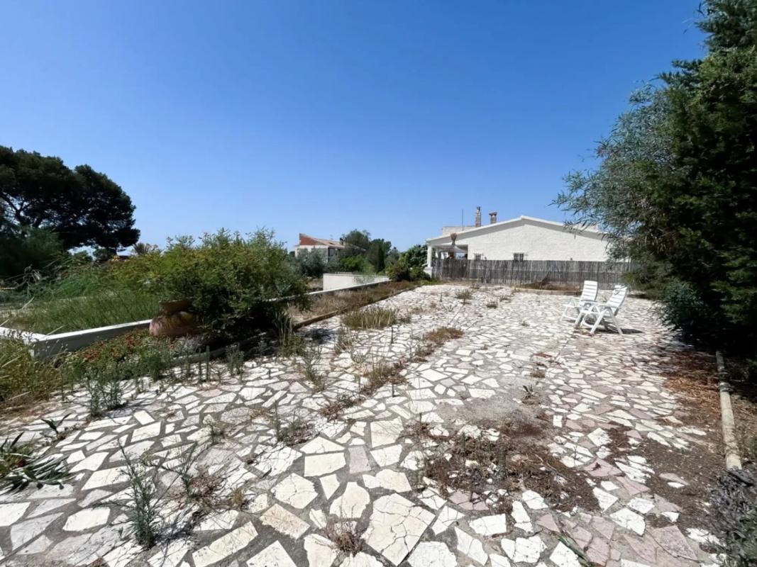 Terreno en venta en Busot, Alicante photo 3