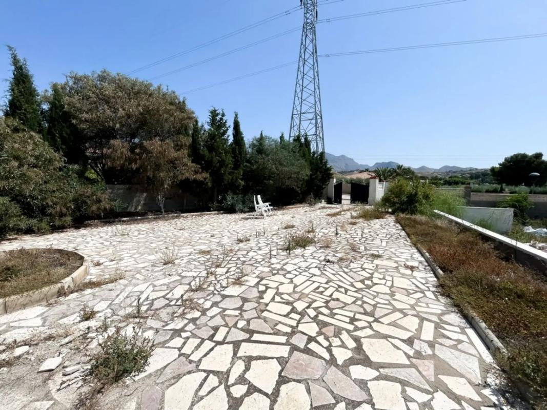 Terreno en venta en Busot, Alicante photo 4