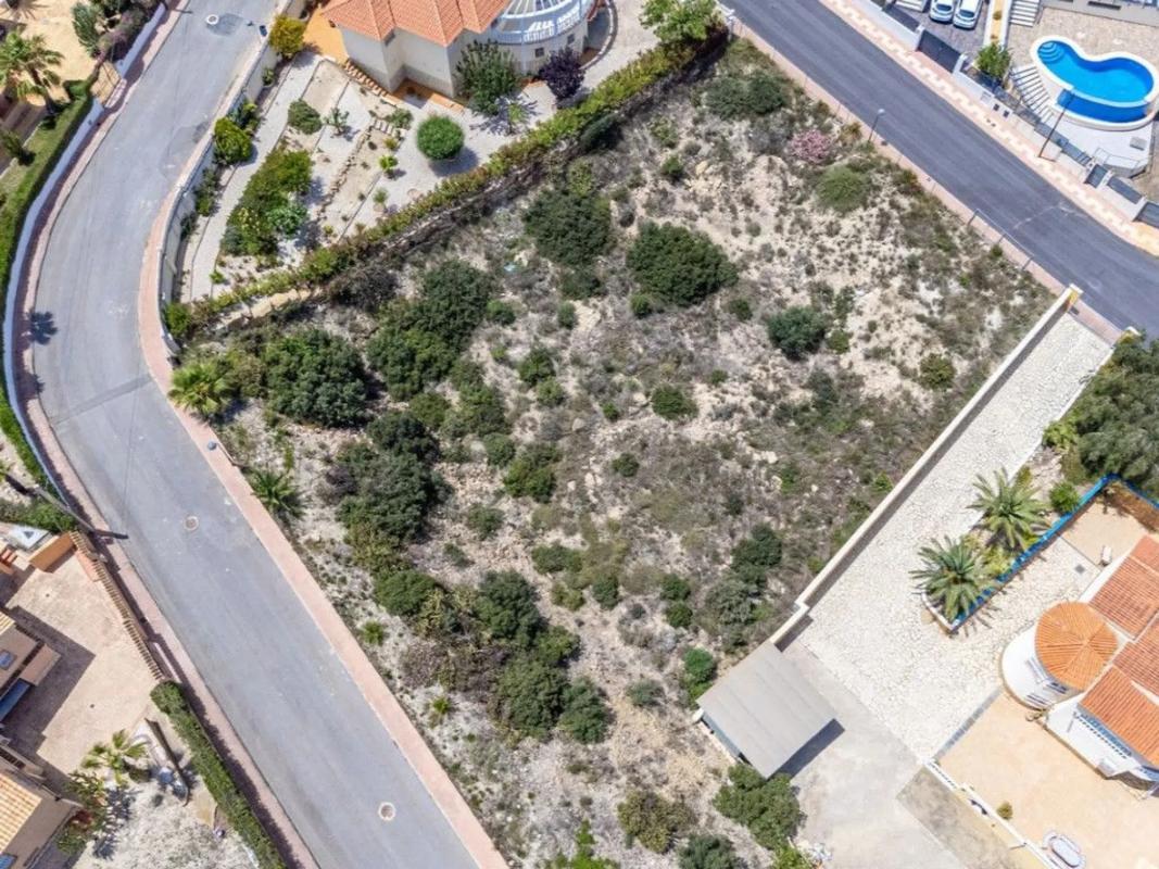 Terreno en venta en El Campello, Alicante photo 3