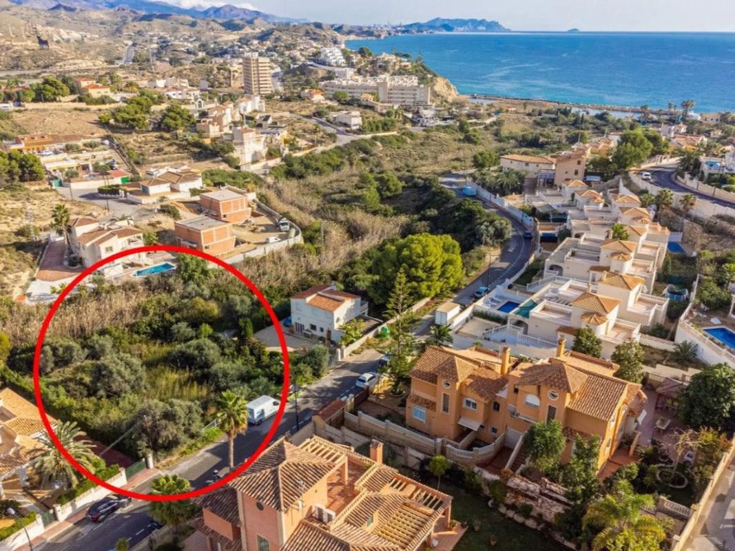 Terreno en venta en El Campello, Alicante photo 3